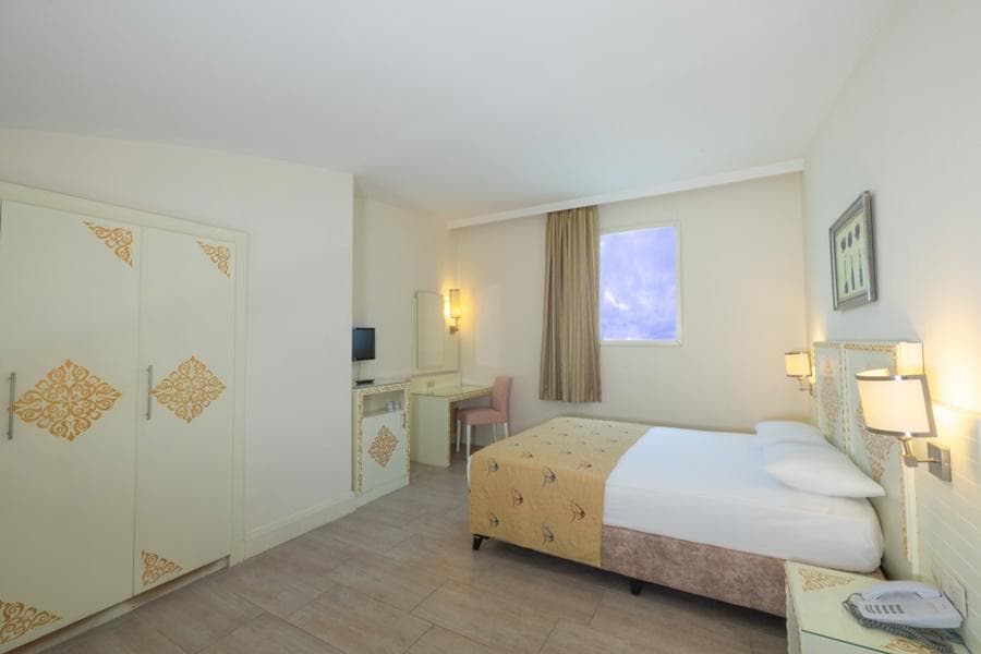 Crystal Admiral Resort