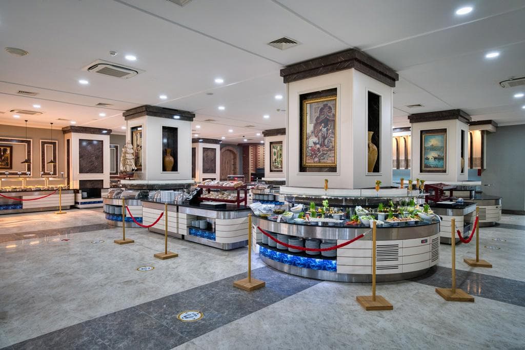 Oz Hotels Incekum Beach Resort