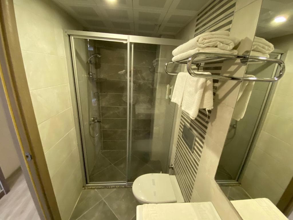 Acar Hotel