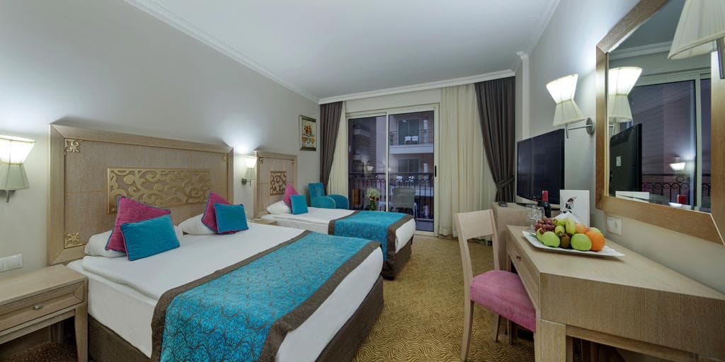 Crystal Family Resort