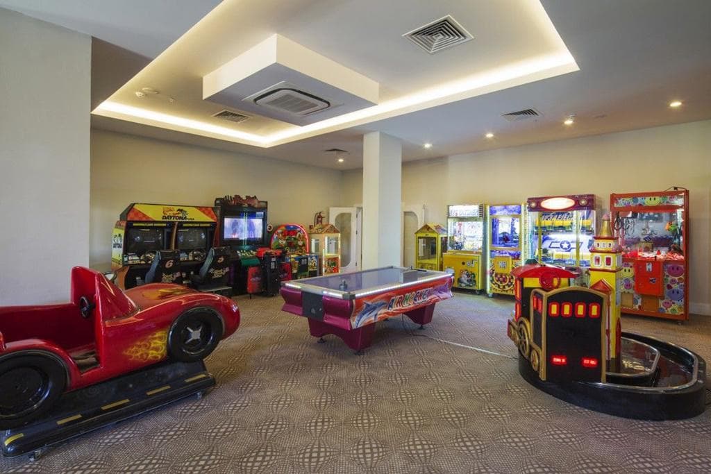 Crystal Tat Beach & Golf Resort