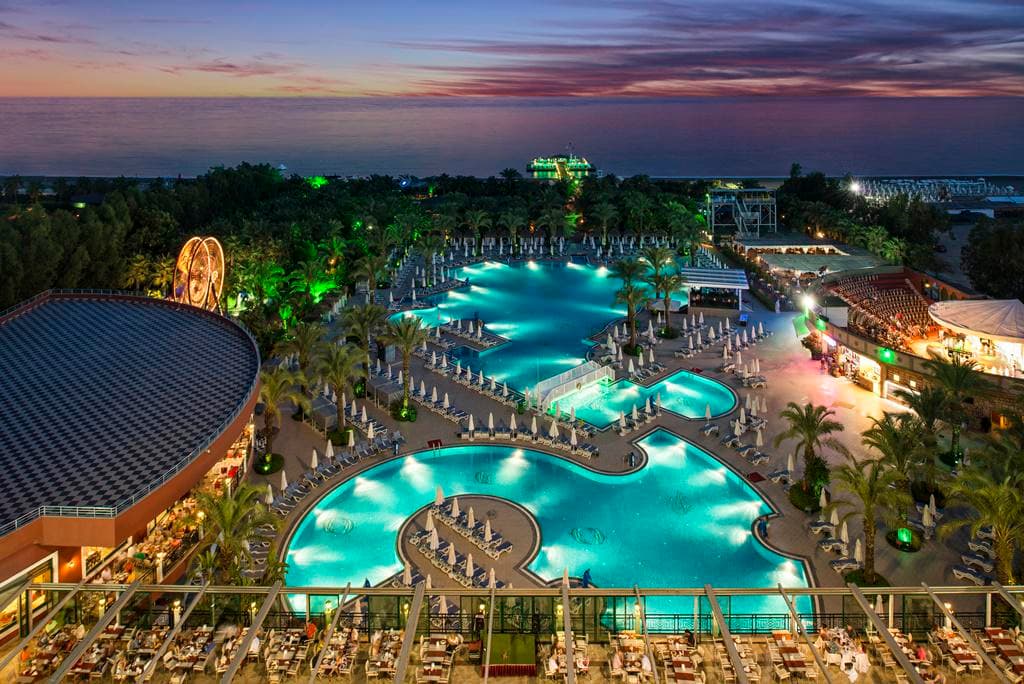 Delphin Palace