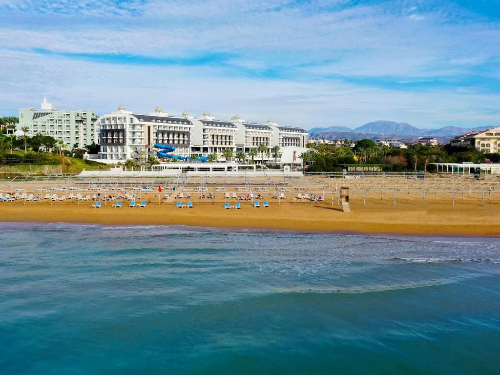 Diamond De Luxe Hotel & SPA