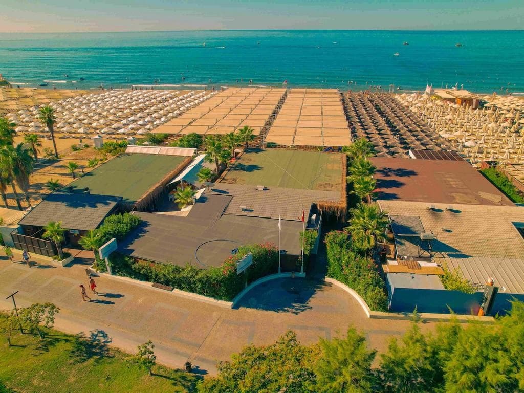 Dream World Resort & Spa