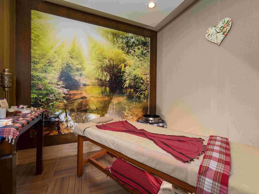 Dream World Resort & Spa