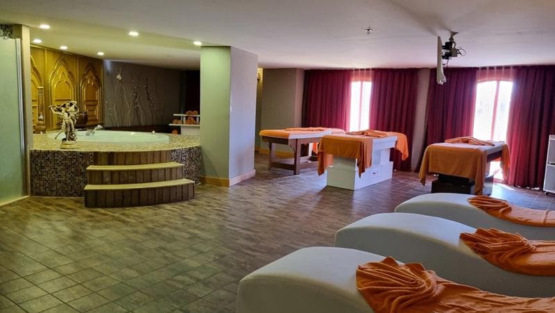 J'adore Deluxe Hotel & Spa