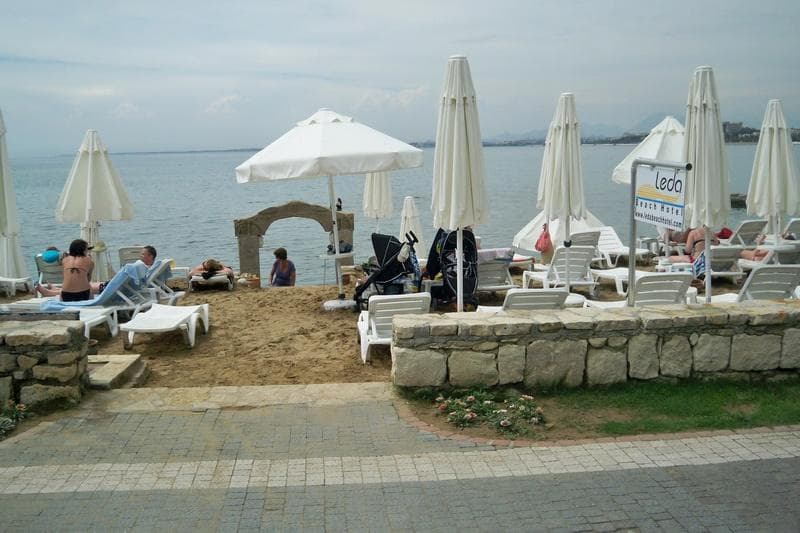 Leda Beach