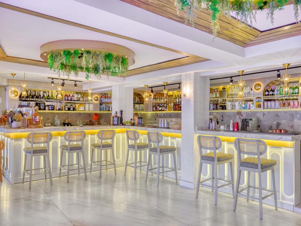 Royalisa Palmiye Beach Hotel