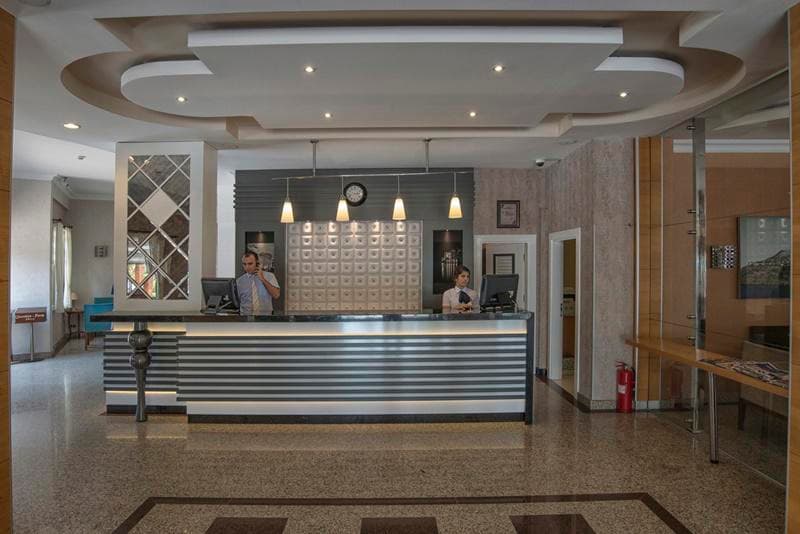Riviera Hotel & Spa