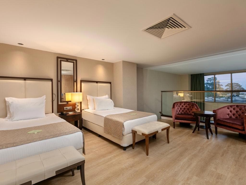 Juju Premier Palace