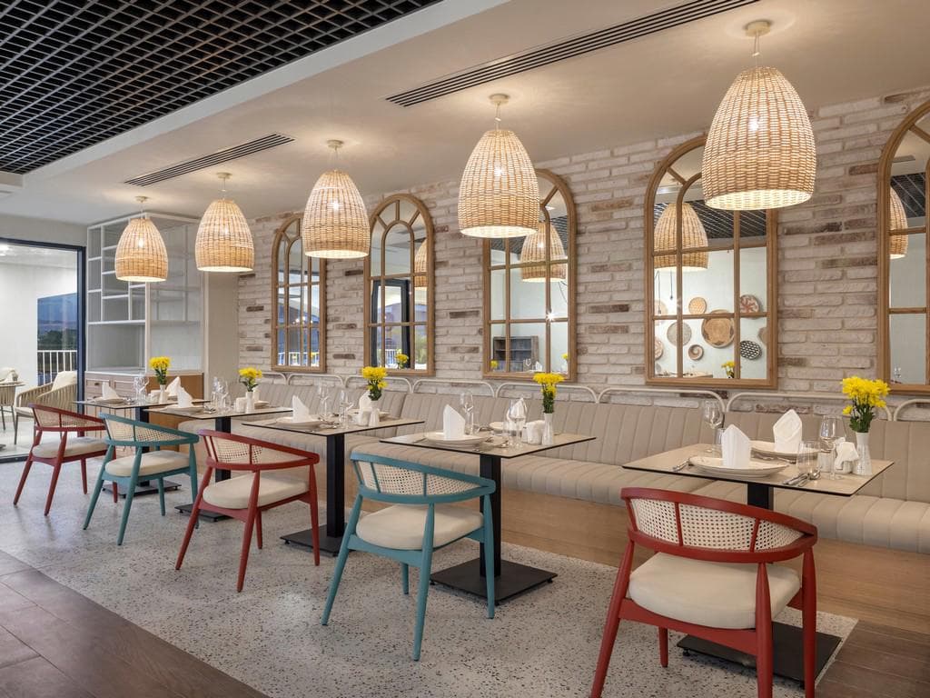 Arcanus Hotels Trendline Side