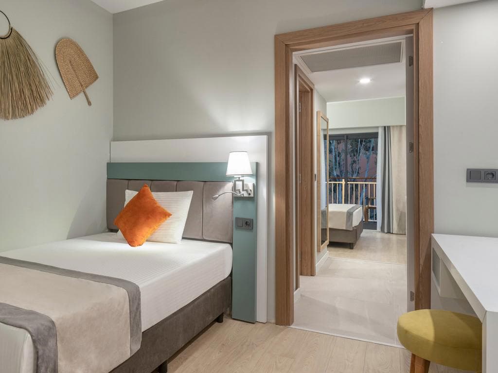 Arcanus Hotels Trendline Side