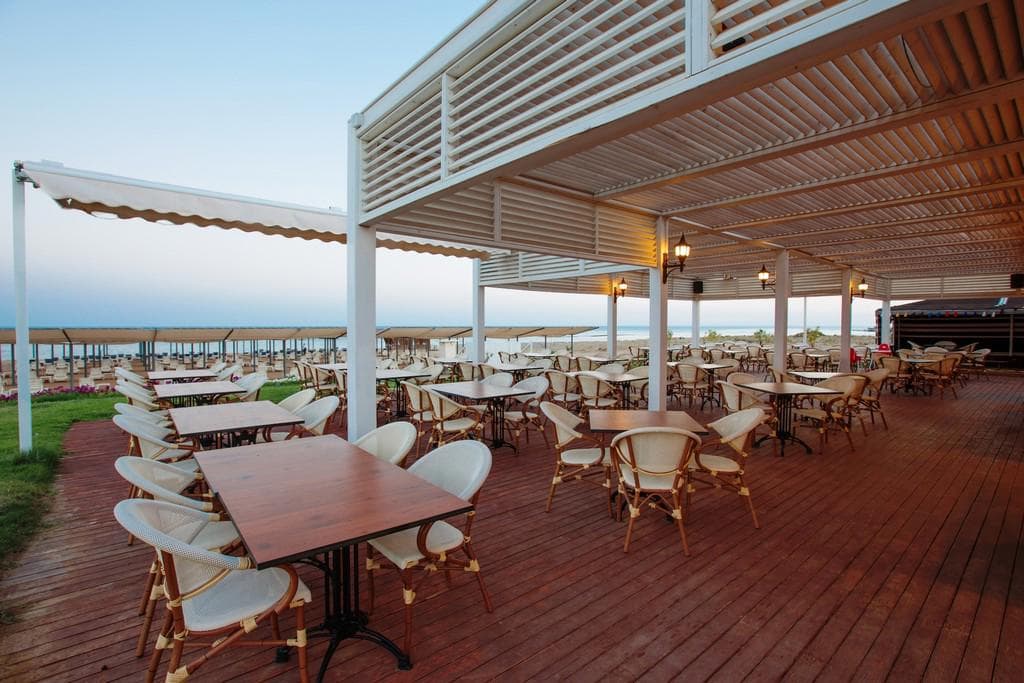 Ramada Resort Side