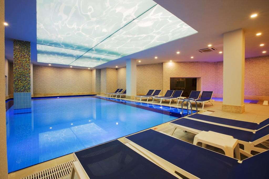 Ramada Resort Side