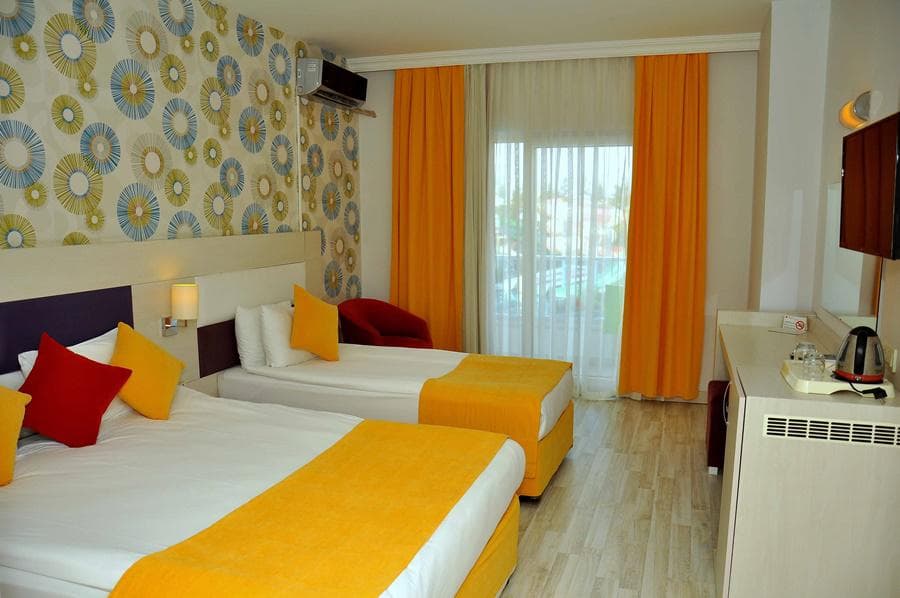 Ramada Resort Side