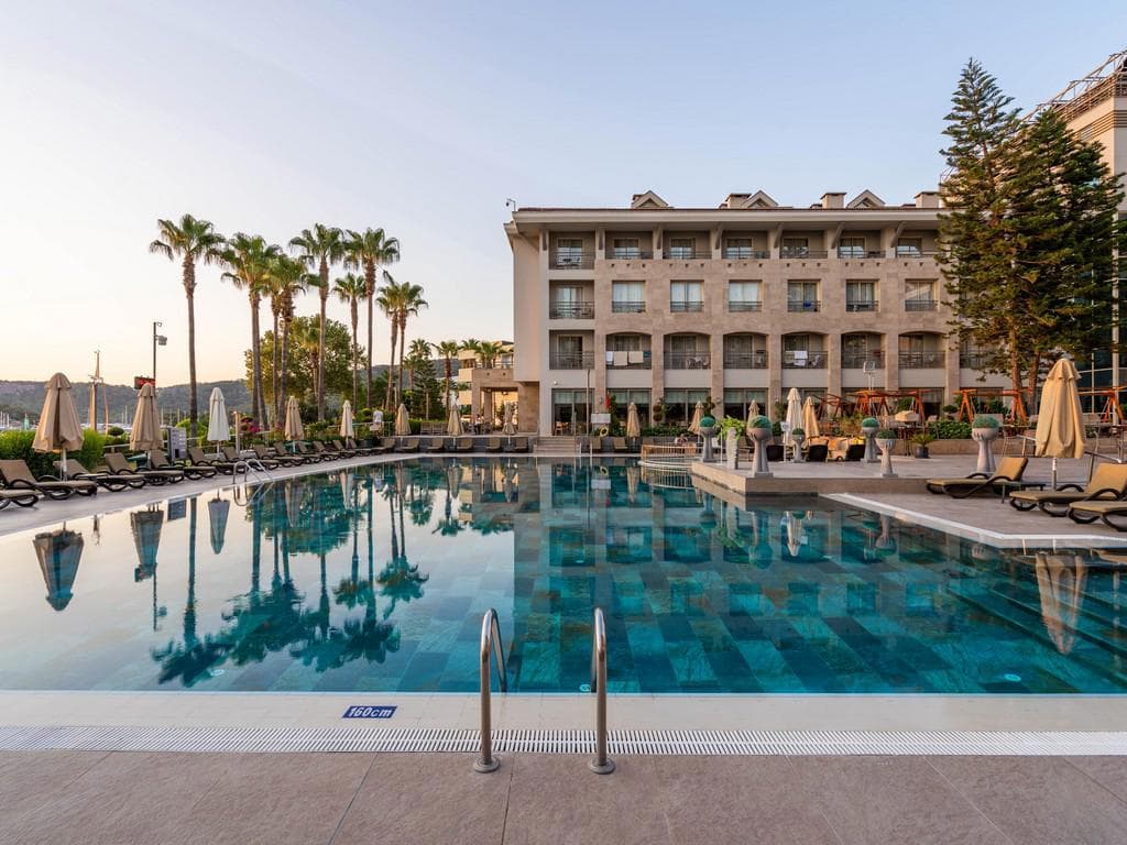 Fame Residence Kemer & Spa