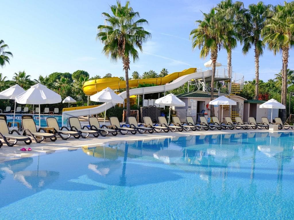 Royal Atlantis Beach