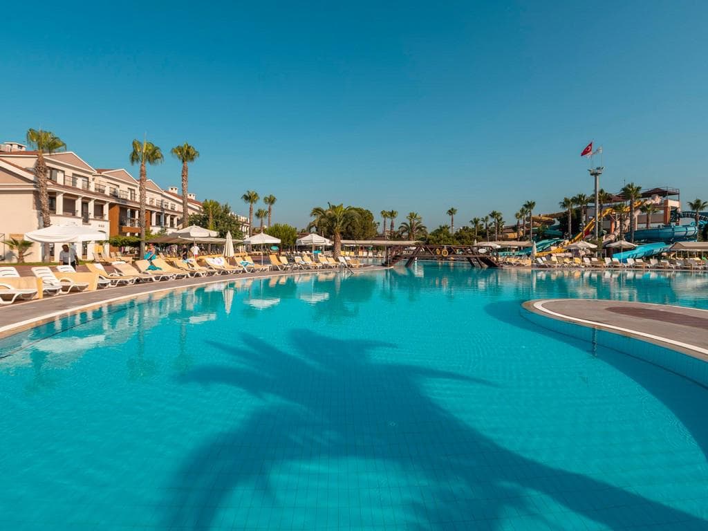 Club Hotel Turan Prince World