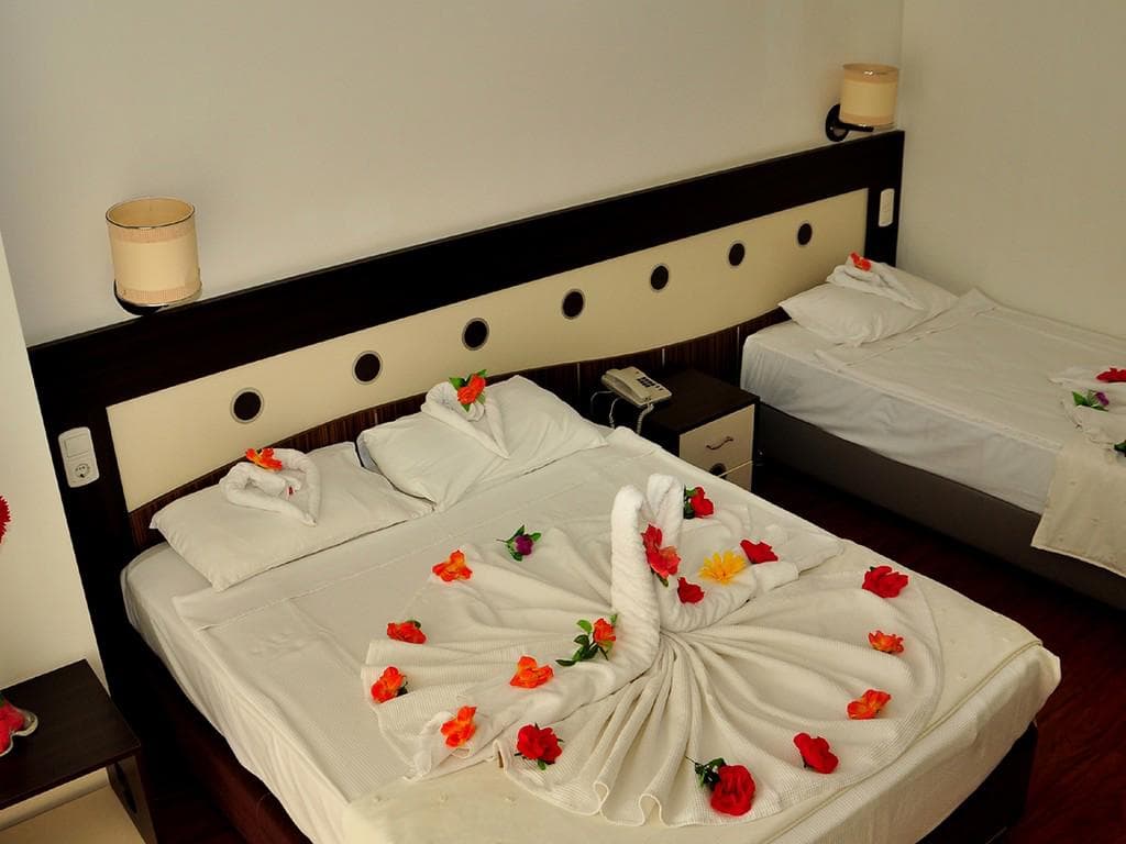 Lavitas Hotel