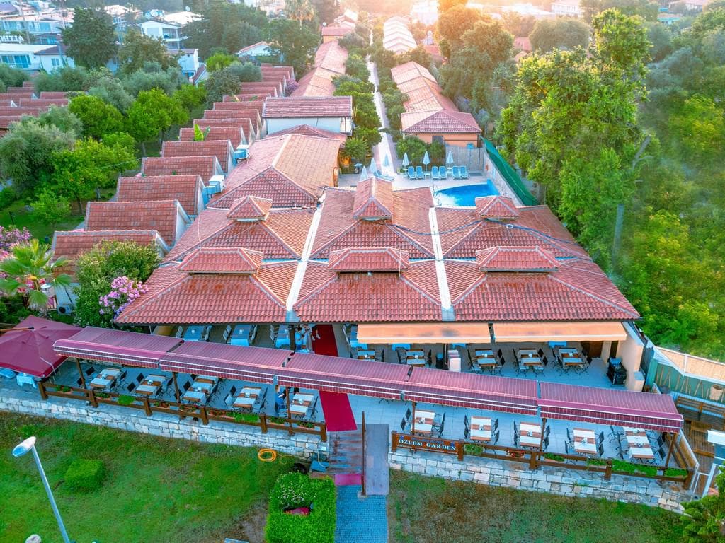 Özlem Garden