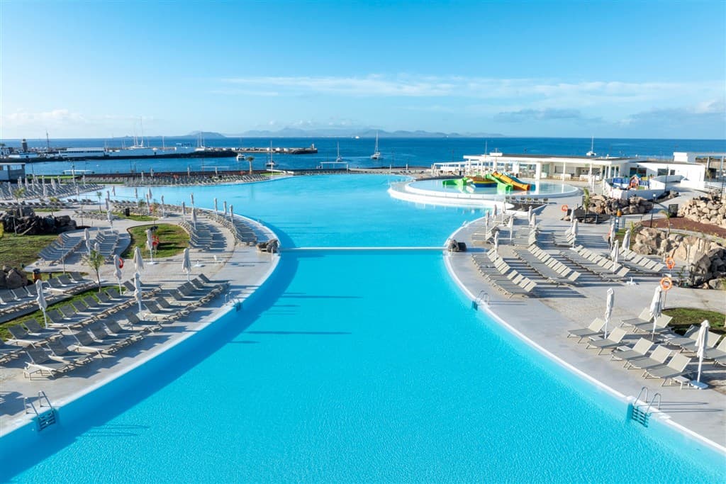 areal hotela Barcelo Playa Blanca na ostrove Lanzarote
