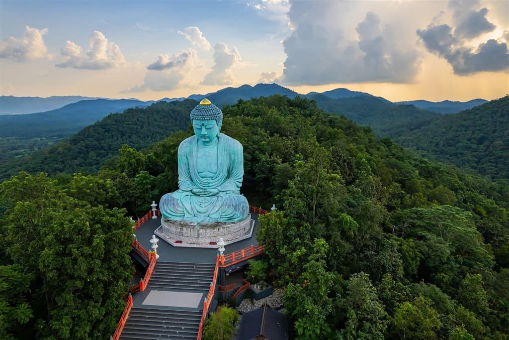 Budha v Kamakure