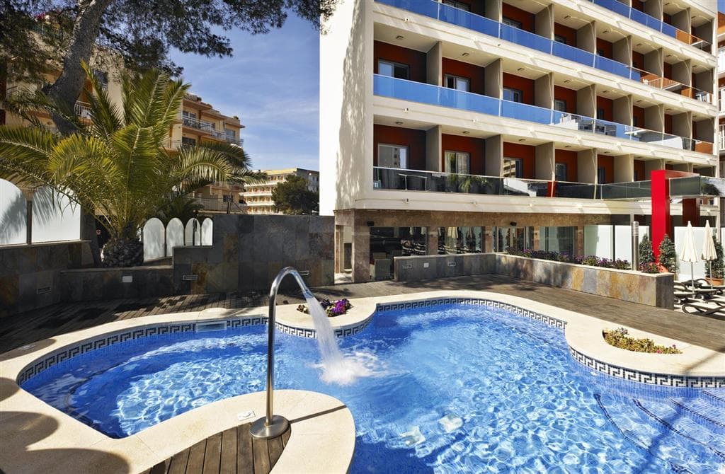 hotel MLL Mediterranean Bay - bazén - letecký zájazd od  - Malorka, El Arenal