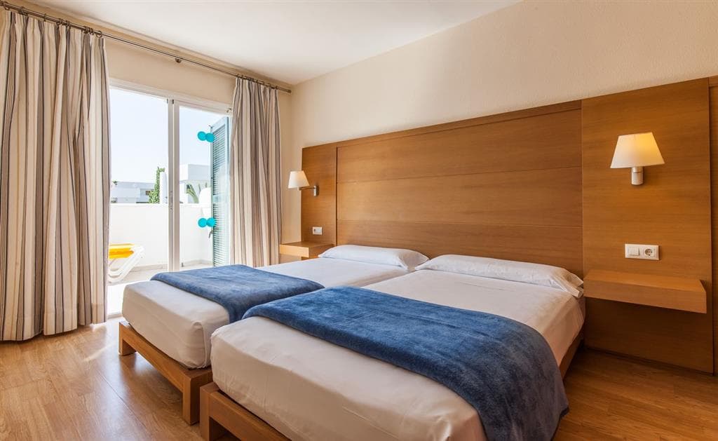 hotel BlueSea Club Marthas - dvojlôžková izba - letecký zájazd od  - Malorka, Cala d´Or