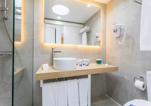 Labranda Alyssa Suite Hotel - kúpeľňa - letecký zájazd  - Lanzarote, Playa Blanca