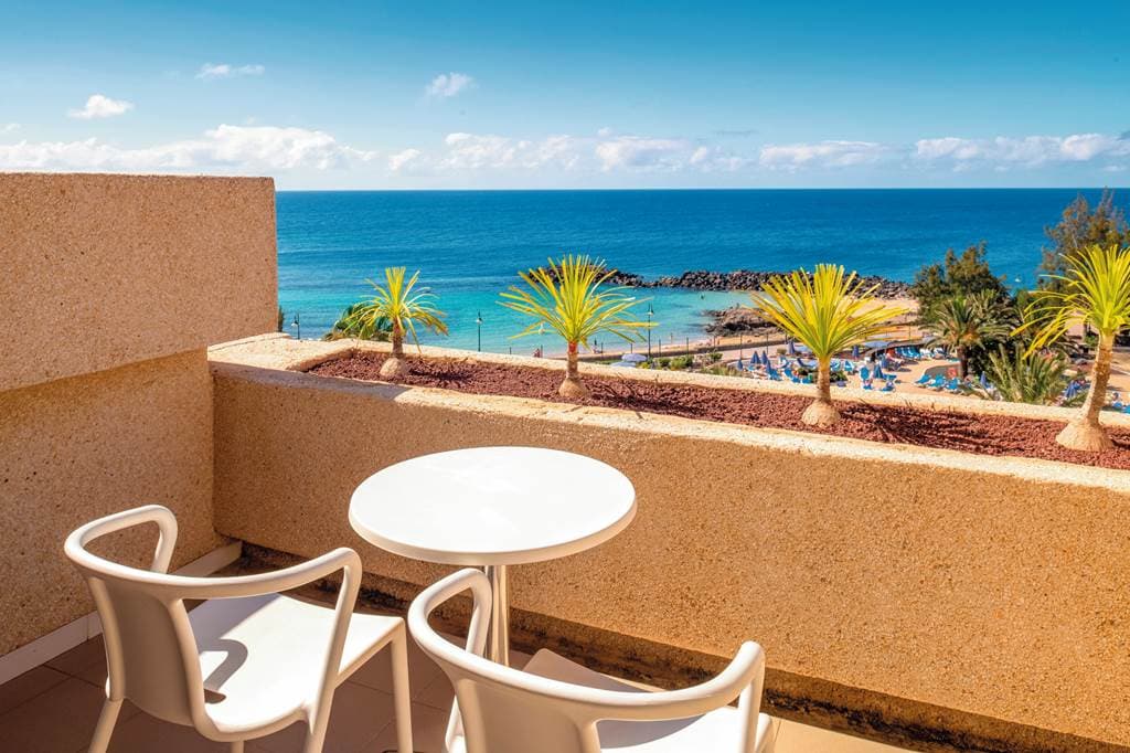 Hotel Grand Teguise Playa - balkón - letecký zájazd  - Lanzarote, Costa Teguise