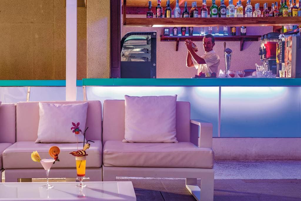 Hotel Grand Teguise Playa - lobby bar - letecký zájazd  - Lanzarote, Costa Teguise