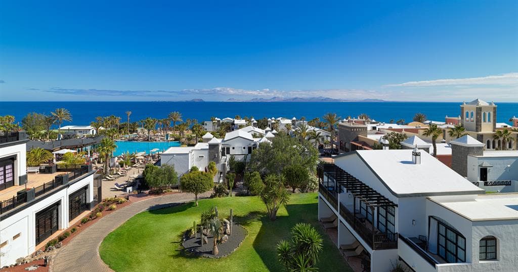H10 Rubicon Palace - záhrada - letecký zájazd  - Lanzarote, Playa Blanca