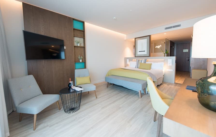 Iberostar Selection Llaut Palma - izba deluxe - letecký zájazd  - Malorka, Playa de Palma