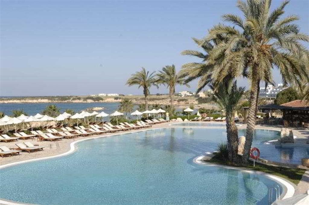 Coral Beach Hotel Resort - hotel - letecký zájazd  - Cyprus, Coral Bay