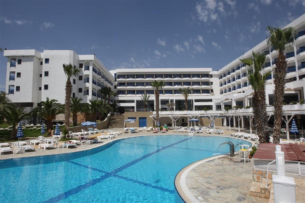 Ascos Coral Beach - hotel - letecký zájazd  - Cyprus, Coral Bay
