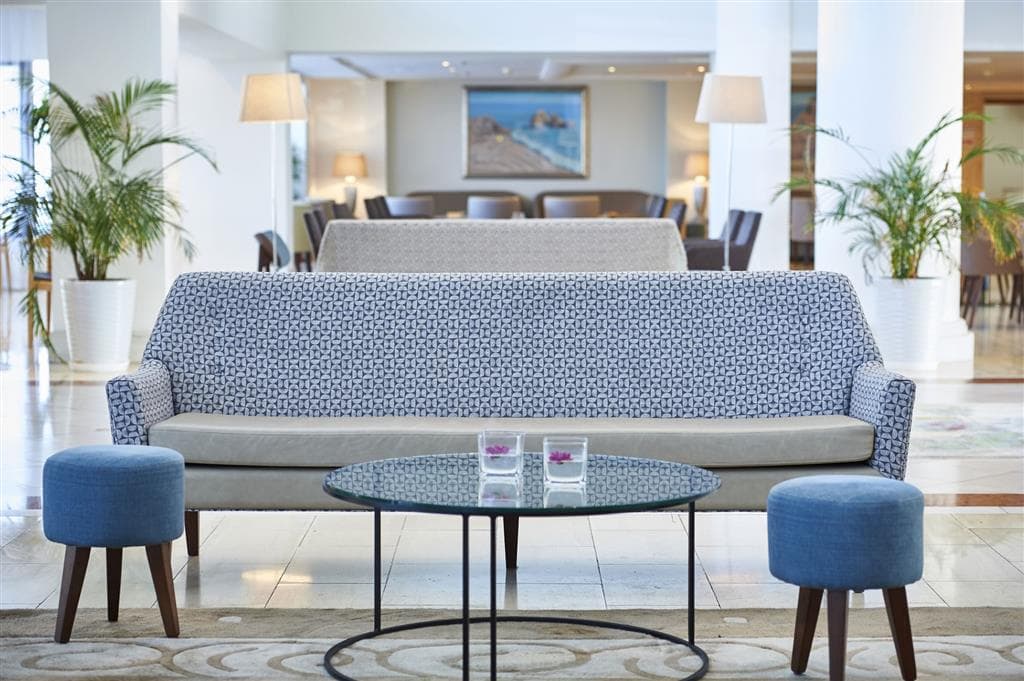 Louis Ledra Beach - lobby - letecký zájazd  - Cyprus, Paphos