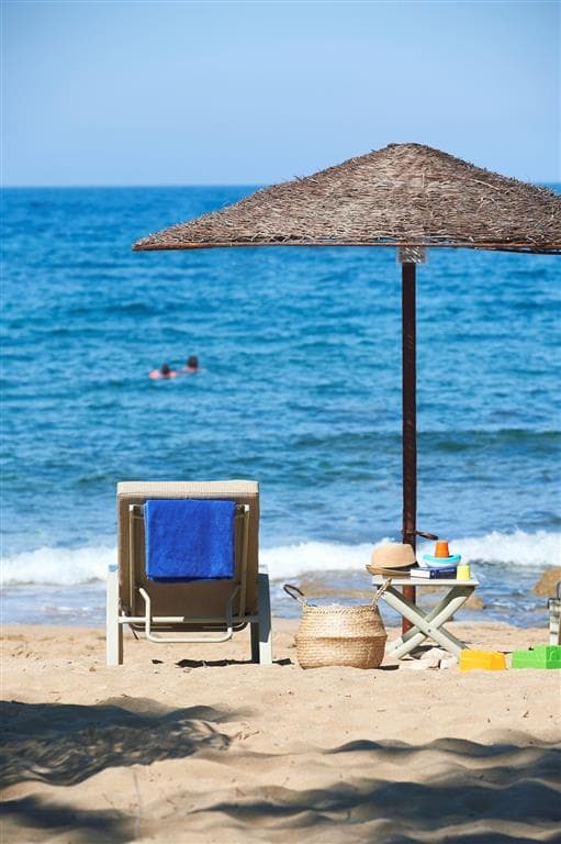 Louis Ledra Beach - pláž - letecký zájazd  - Cyprus, Paphos