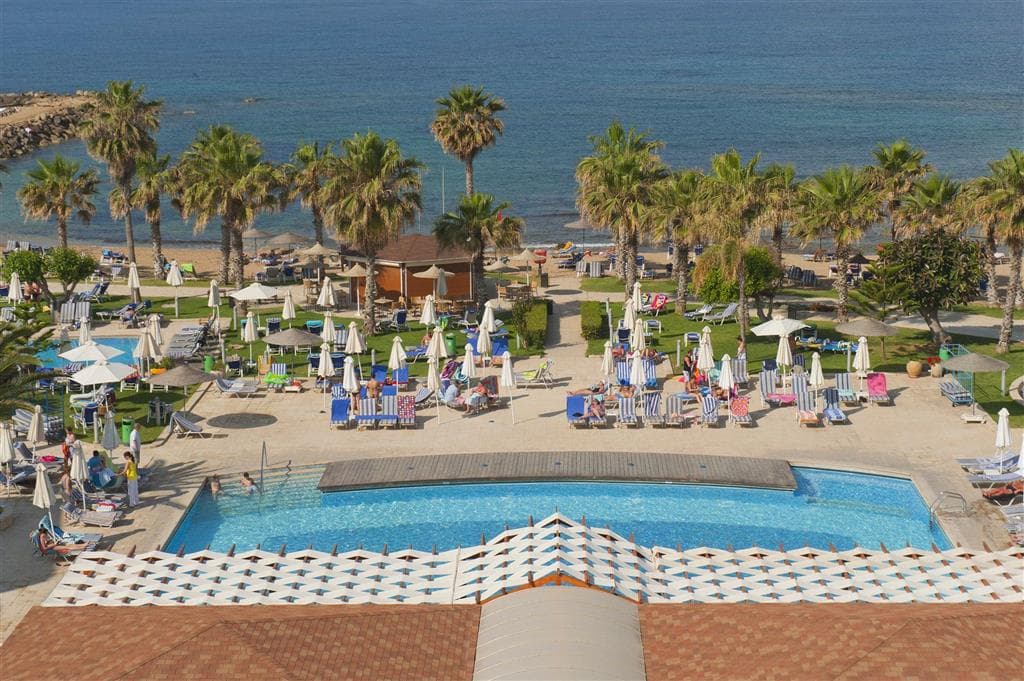 Louis Ledra Beach - bazén - letecký zájazd  - Cyprus, Paphos