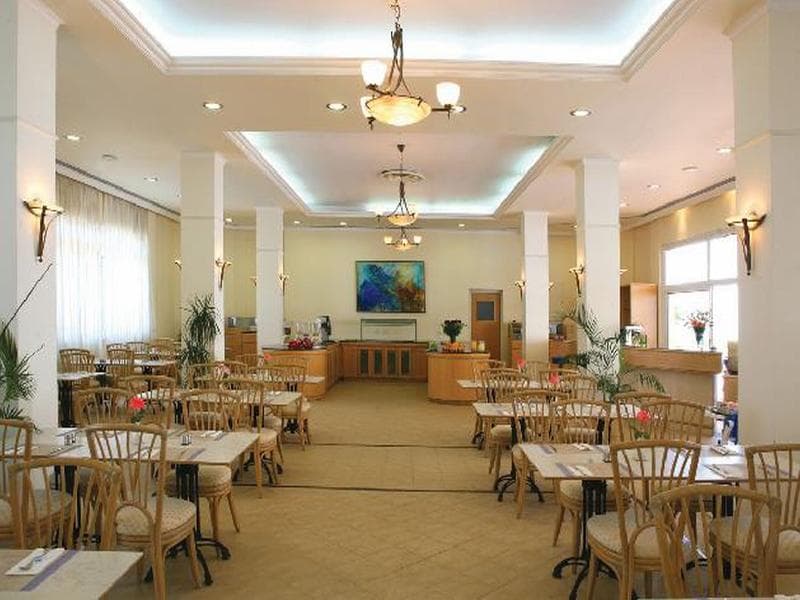 Cynthiana Beach Hotel - reštaurácia - letecký zájazd  - Cyprus, Paphos