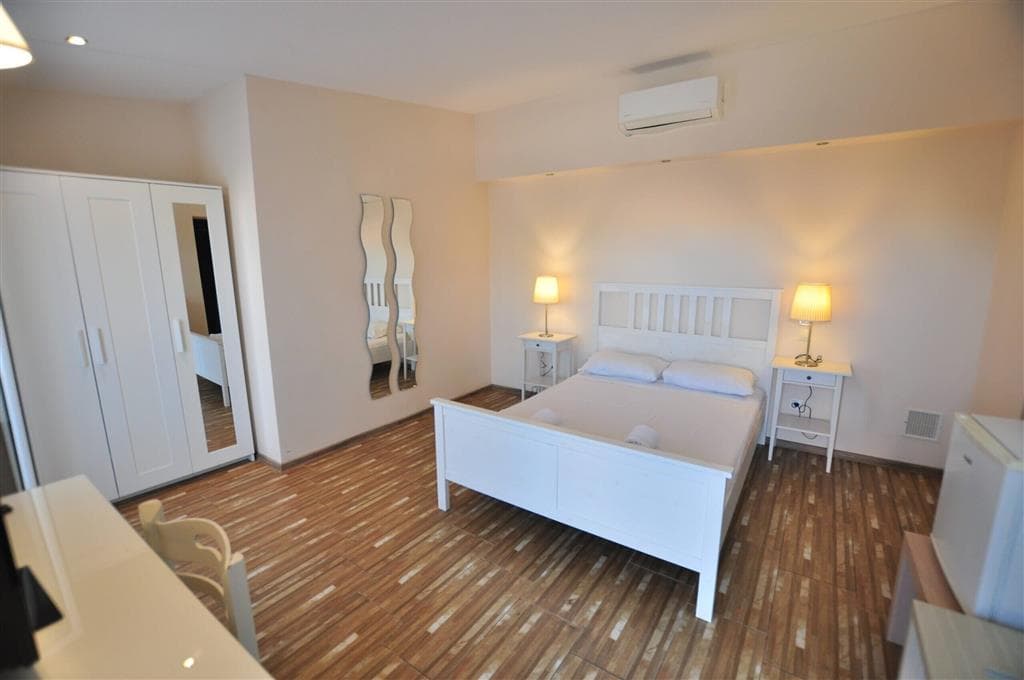 Hotel Michelangelo -izba- letecký zájazd s   Korfu - Kassiopi