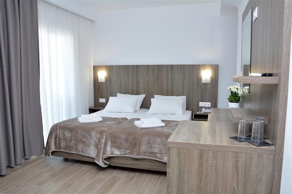Hotel Poseidon - izba v novej časti - letecký zájazd  - Grécko, Olympská riviéra, Paralia
