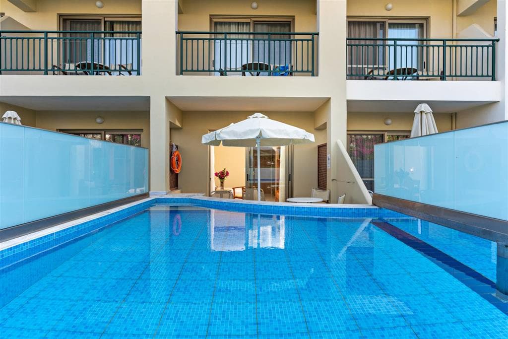 Hotel Hydramis Palace-izby s bazénmi-letecký zájazd -Kréta-Kavros