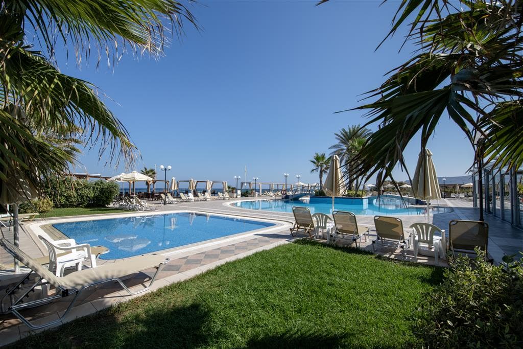 Hotel Hydramis Palace-bazén-letecký zájazd -Kréta-Kavros