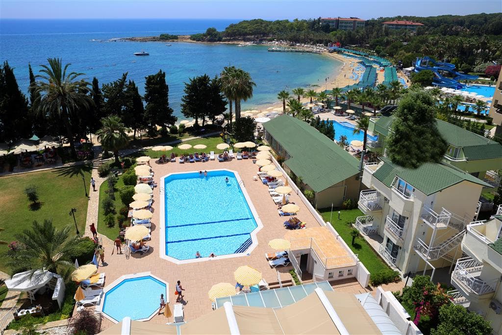 Hotel Incekum Su - výhľad na bazén - letecký zájazd  - Turecko, Avsallar