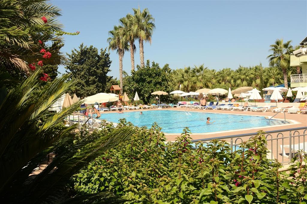 Hotel Incekum Su - bazén - letecký zájazd  - Turecko, Avsallar