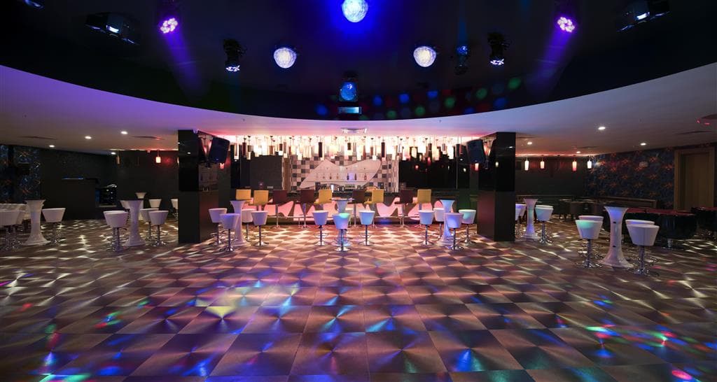 Asia Beach - disco bar - letecký zájazd  - Turecko, Alanya