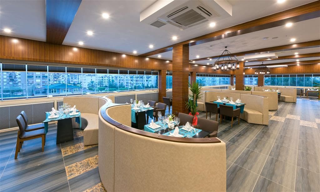 Asia Beach - talianska a la carte reštaurácia - letecký zájazd  - Turecko, Alanya