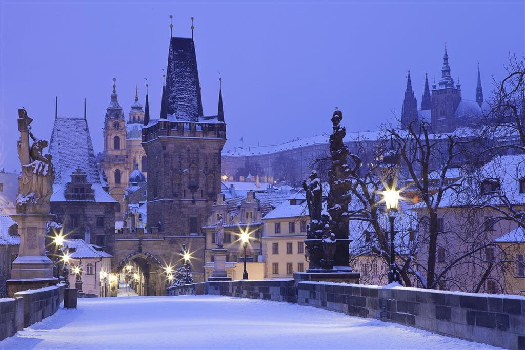 CK Tuancar, autobusový poznávací zájazd, Predvianočná Praha, Karlov most