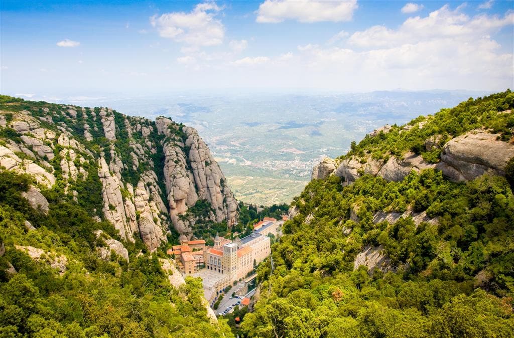 , Letecké poznávacie zájazdy, Španielsko, Slnečné Katalánsko a Barcelona, kláštor Montserrat