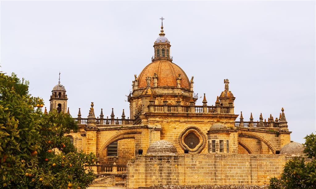 , Letecký poznávací zájazd, Španielsko, Andalúzia - križovatka kultúr, Jerez de la Frontera, katedrála